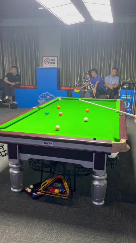 球迷们期待 球迷们期待