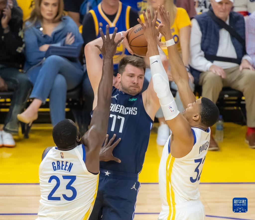 精彩表现更 精彩表现更