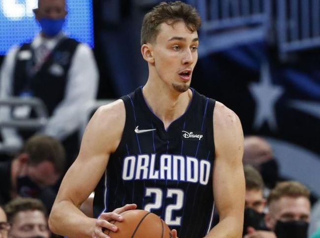 赛的赛场上 赛的赛场上